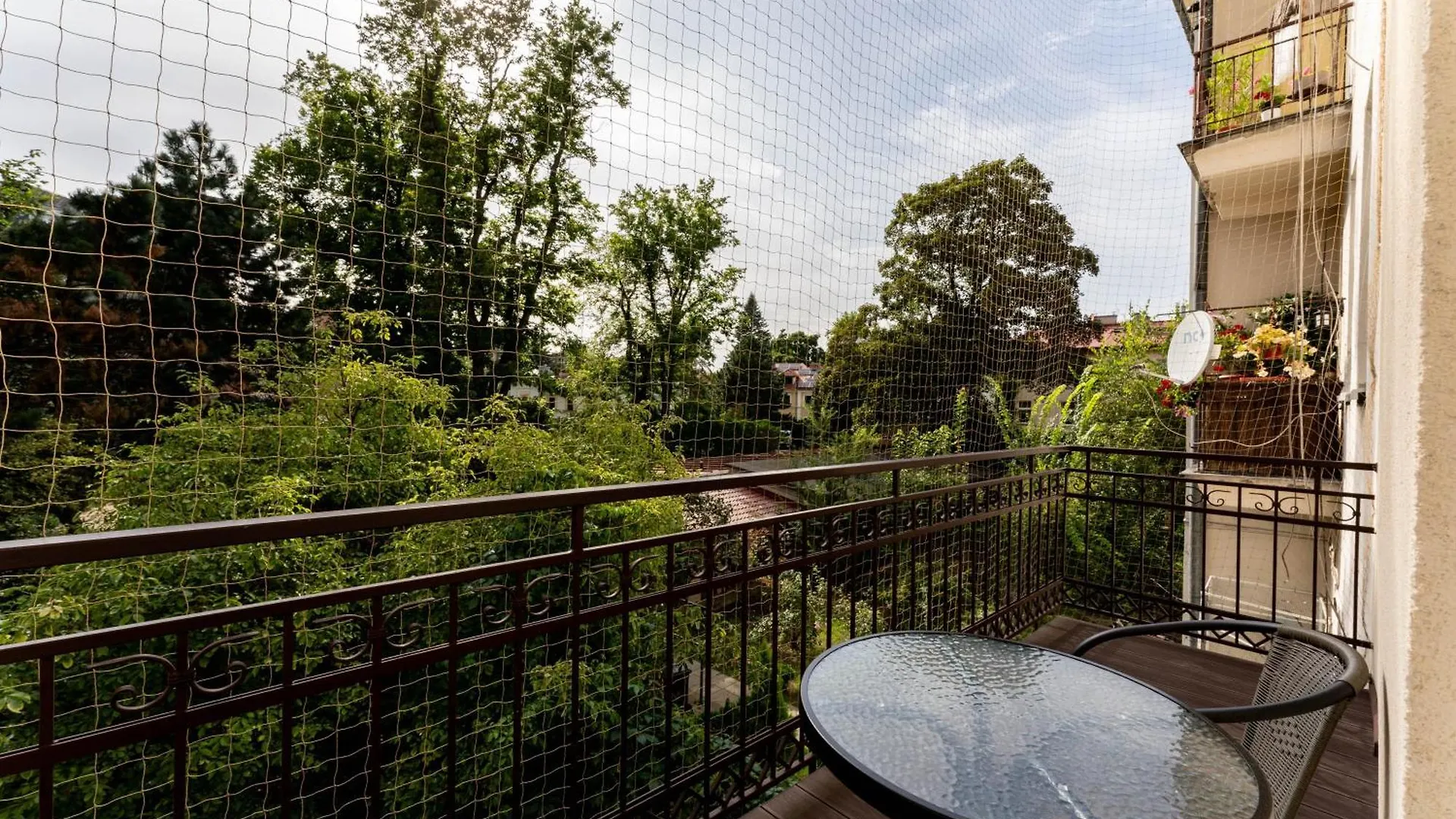 Vistula River Apartment With Mezzanine Krakow Poland