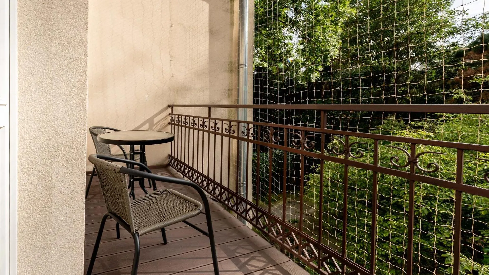 Vistula River Apartment With Mezzanine Krakow Poland